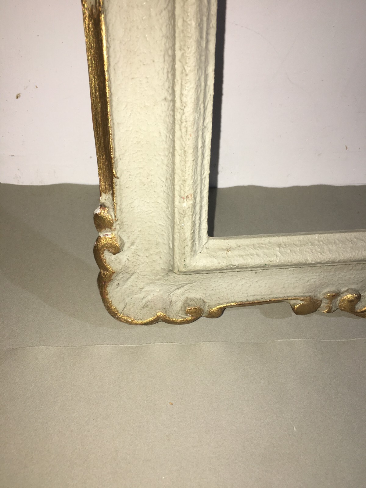 Cornice d'Epoca Decorativa In Legno Laccato E Dorato