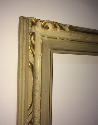 Cornice d'Epoca Con Decorazioni In Rilievo E Laccatura Fiorentina, 1920 1940