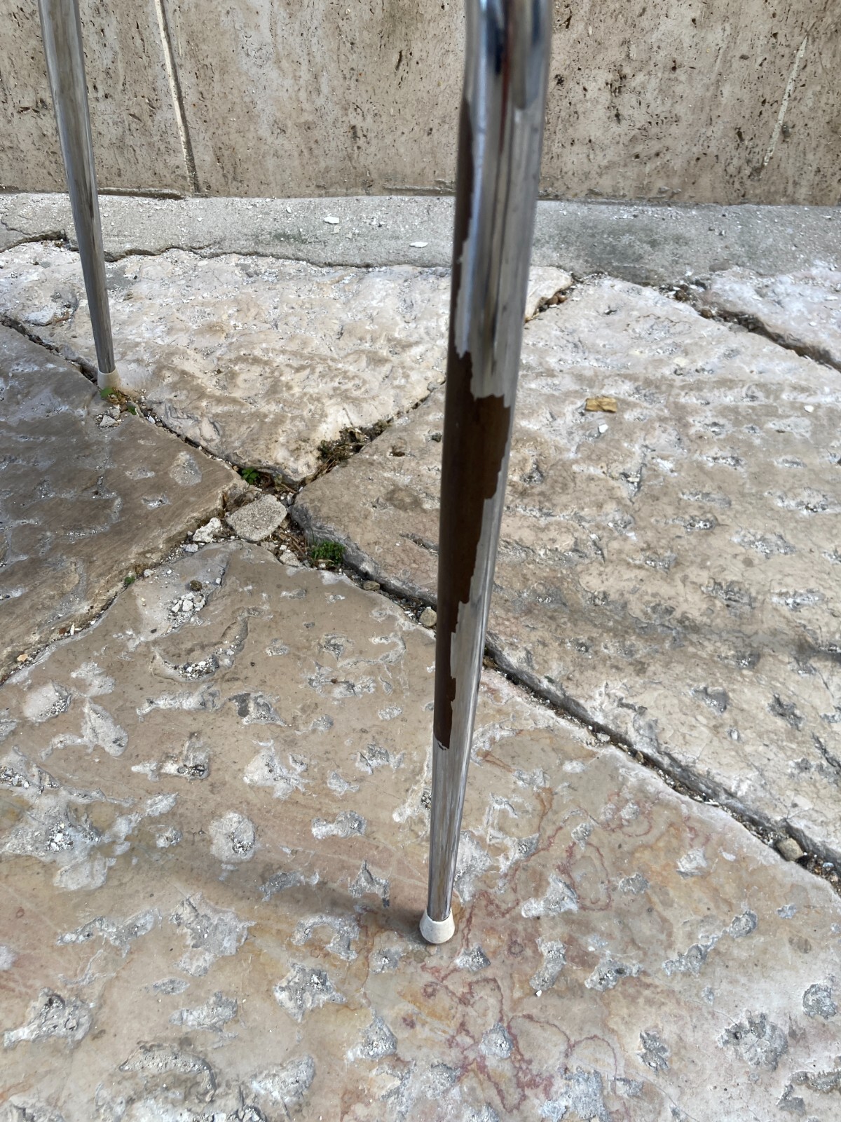 Sedia Di Design Della Metà Del '900 In Metallo Cromato E Formica