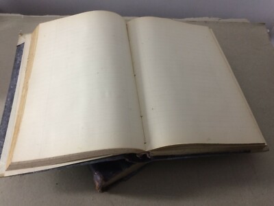 Carta d'Epoca E Da Collezione   Due Grandi Volumi Con Fogli Bianchi A Righe