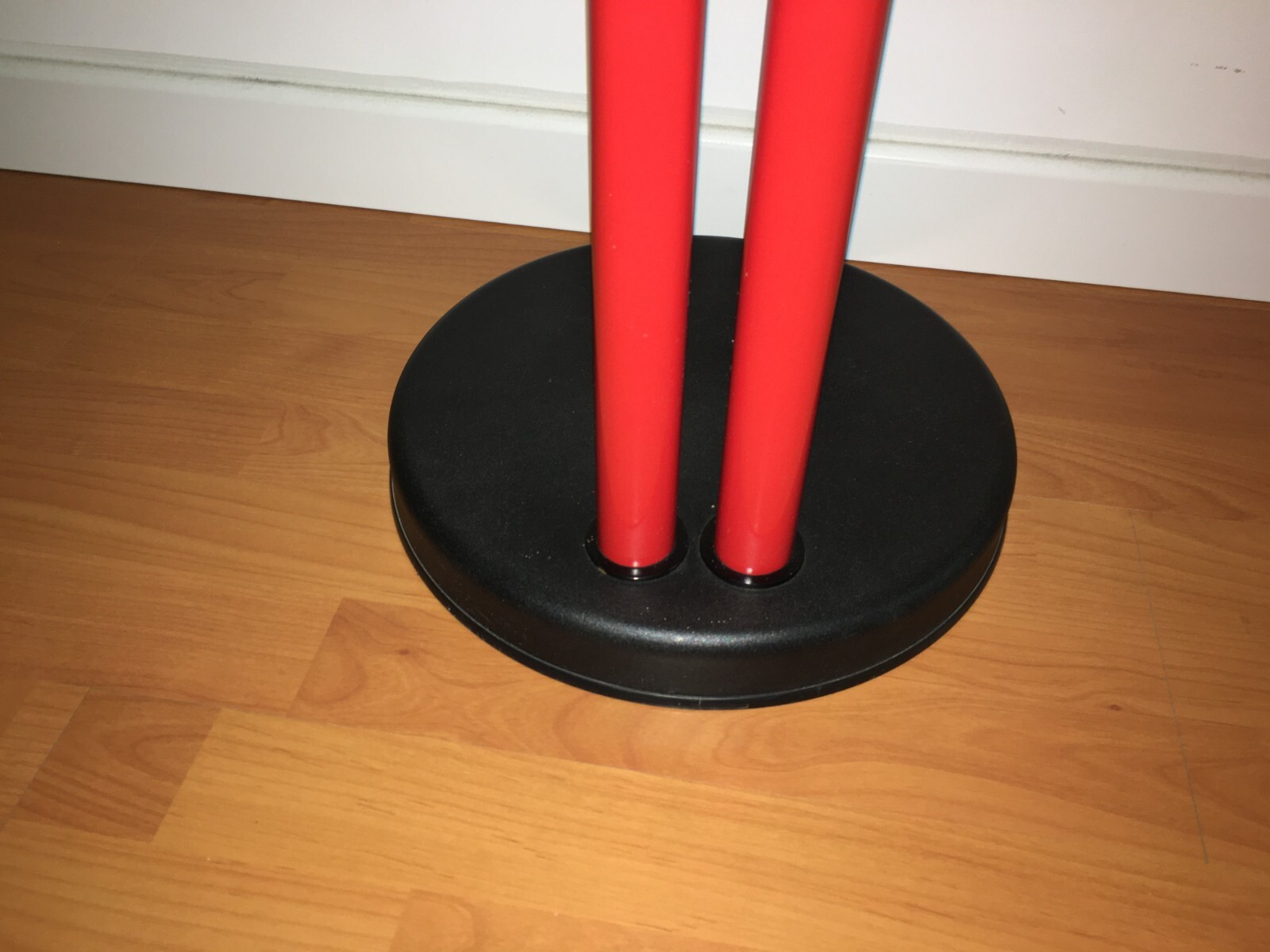Complemento d'Arredo Di Design: Appendiabiti Stilizzato Marcato Airon