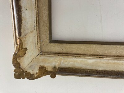 Cornice In Legno Laccato Con Decoro Fiorentino Bosoni   Milano