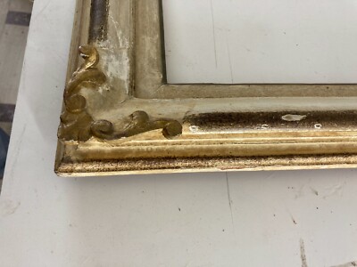 Cornice In Legno Laccato Con Decoro Fiorentino Bosoni   Milano