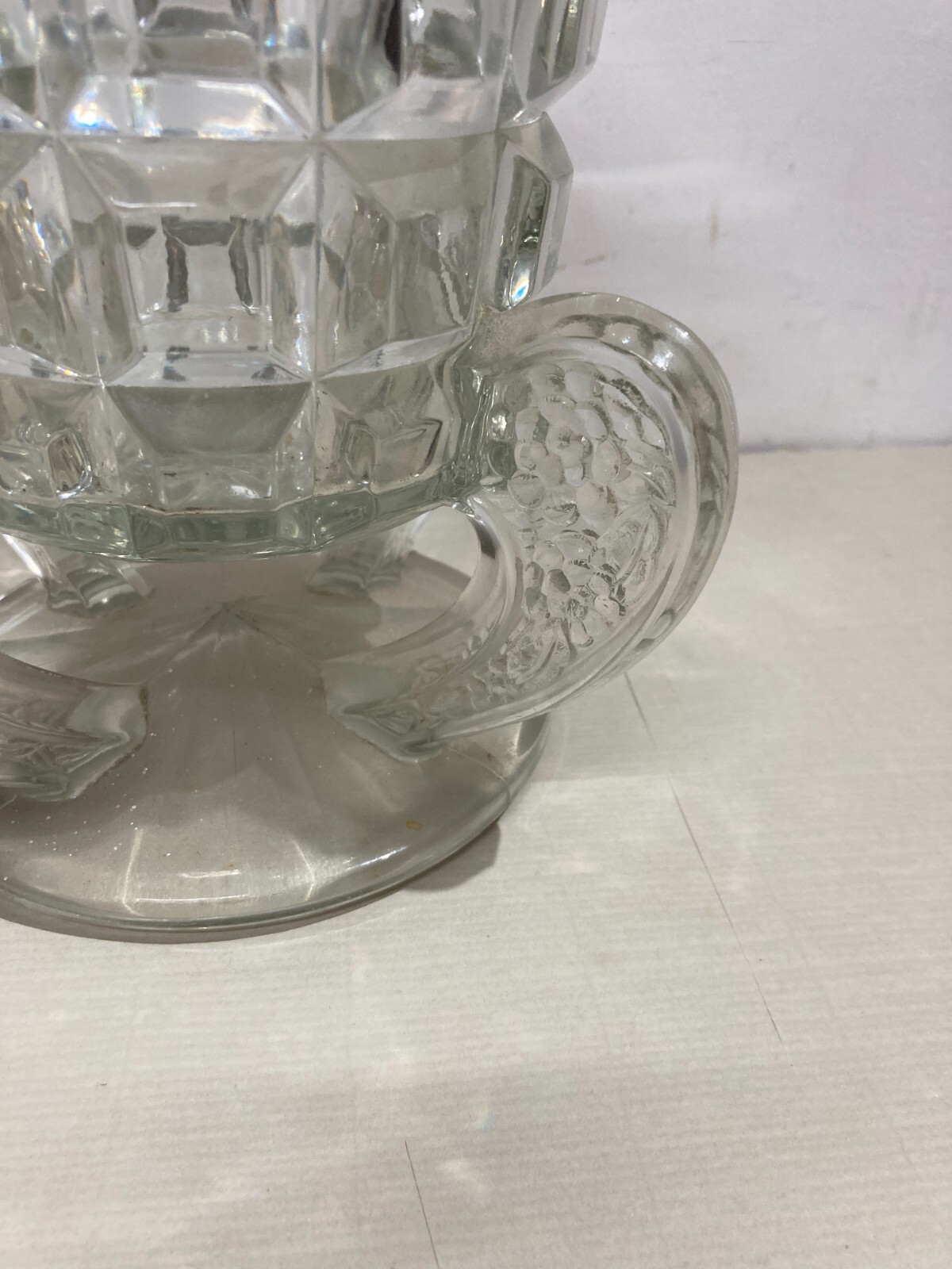 Vaso In Vetro Massiccio Vintage