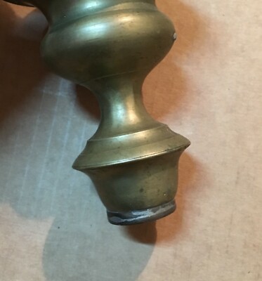 Coppia Di Pomoli Antichi In Ottone Della Metà Dell'Ottocento