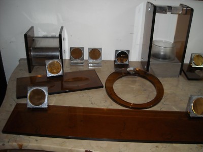 Accessori Per Bagno d'Epoca In Vetro Molato Fumè E Metallo Cromato   Design FAB
