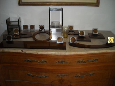 Accessori Per Bagno d'Epoca In Vetro Molato Fumè E Metallo Cromato   Design FAB