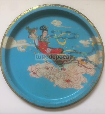Vassoio Decorativo In Metallo Con Scena Orientale, Cina