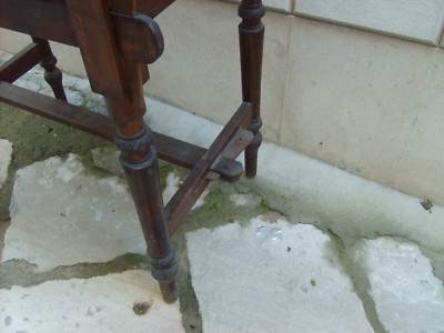 Tavolino Decorativo Smontabile In Legno