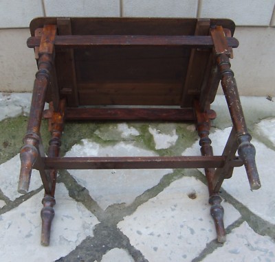 Tavolino Decorativo Smontabile In Legno