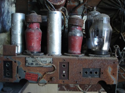 Radio d'Epoca In Legno Da Restaurare (Anni '40)