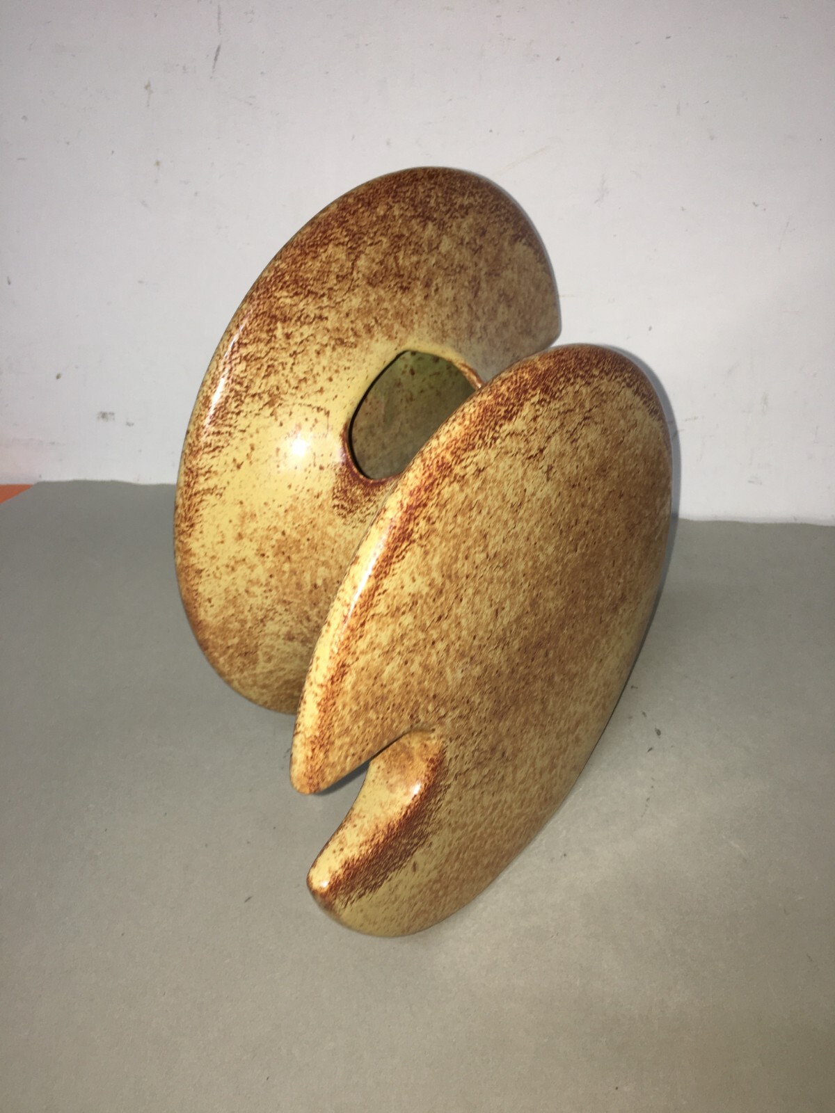 Vaso In Ceramica Di Gusto Futurista Attribuito A Bertoncello