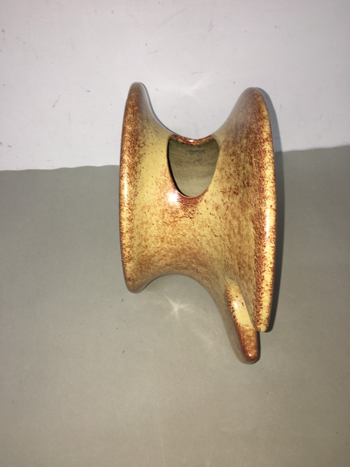 Vaso In Ceramica Di Gusto Futurista Attribuito A Bertoncello