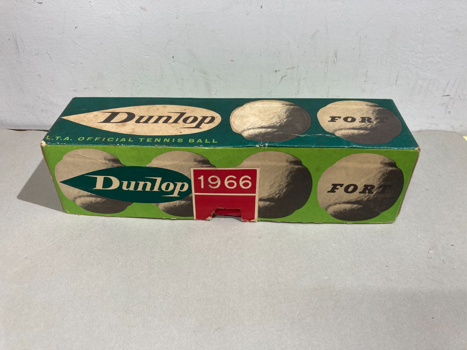 Dunlop L.T.A. Official Tennis Ball Fort 1966
