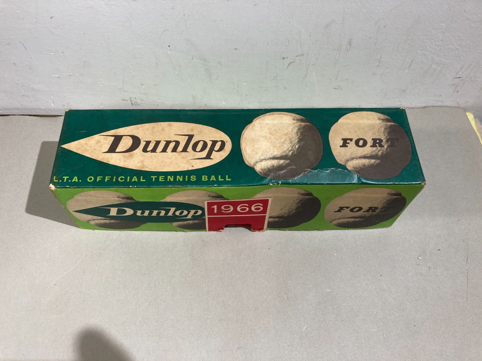 Dunlop L.T.A. Official Tennis Ball Fort 1966