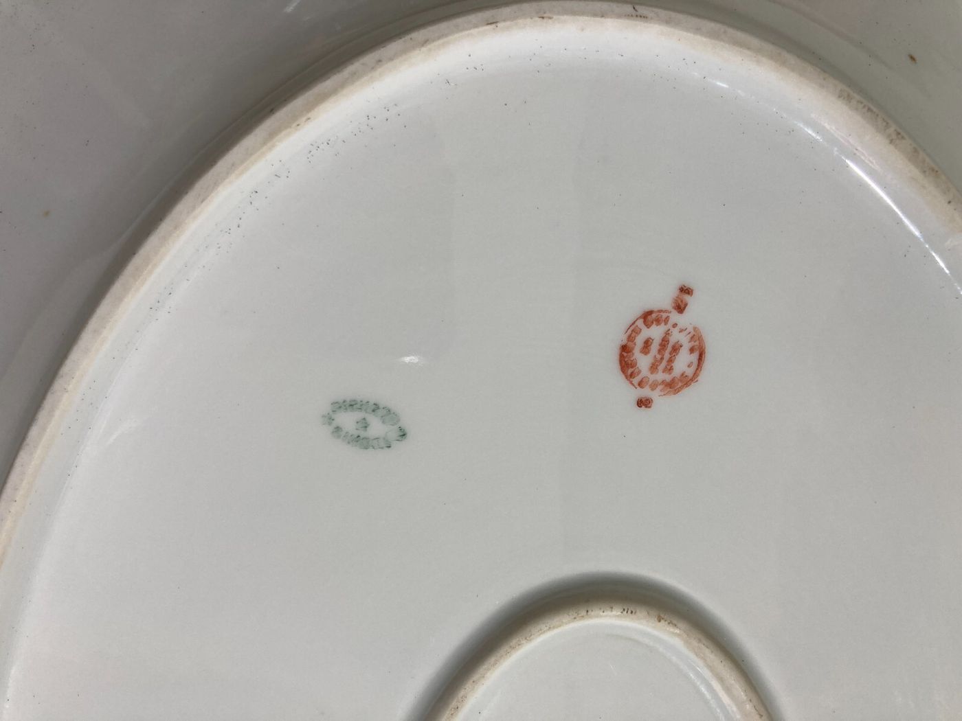 Decorativo Soprammobile, Grande Piatto In Porcellana Ginori Con Decoro Floreale Antico