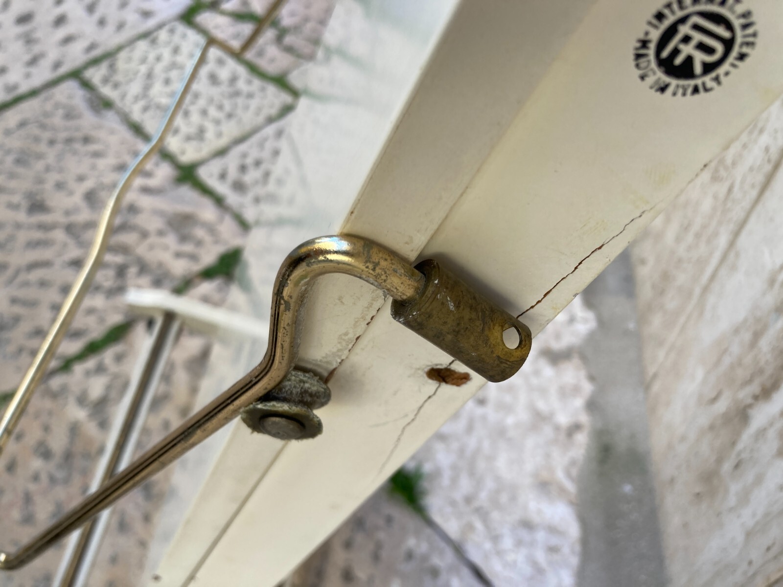 Mobile Servo Muto Reguitti In Legno Laccato Bianco