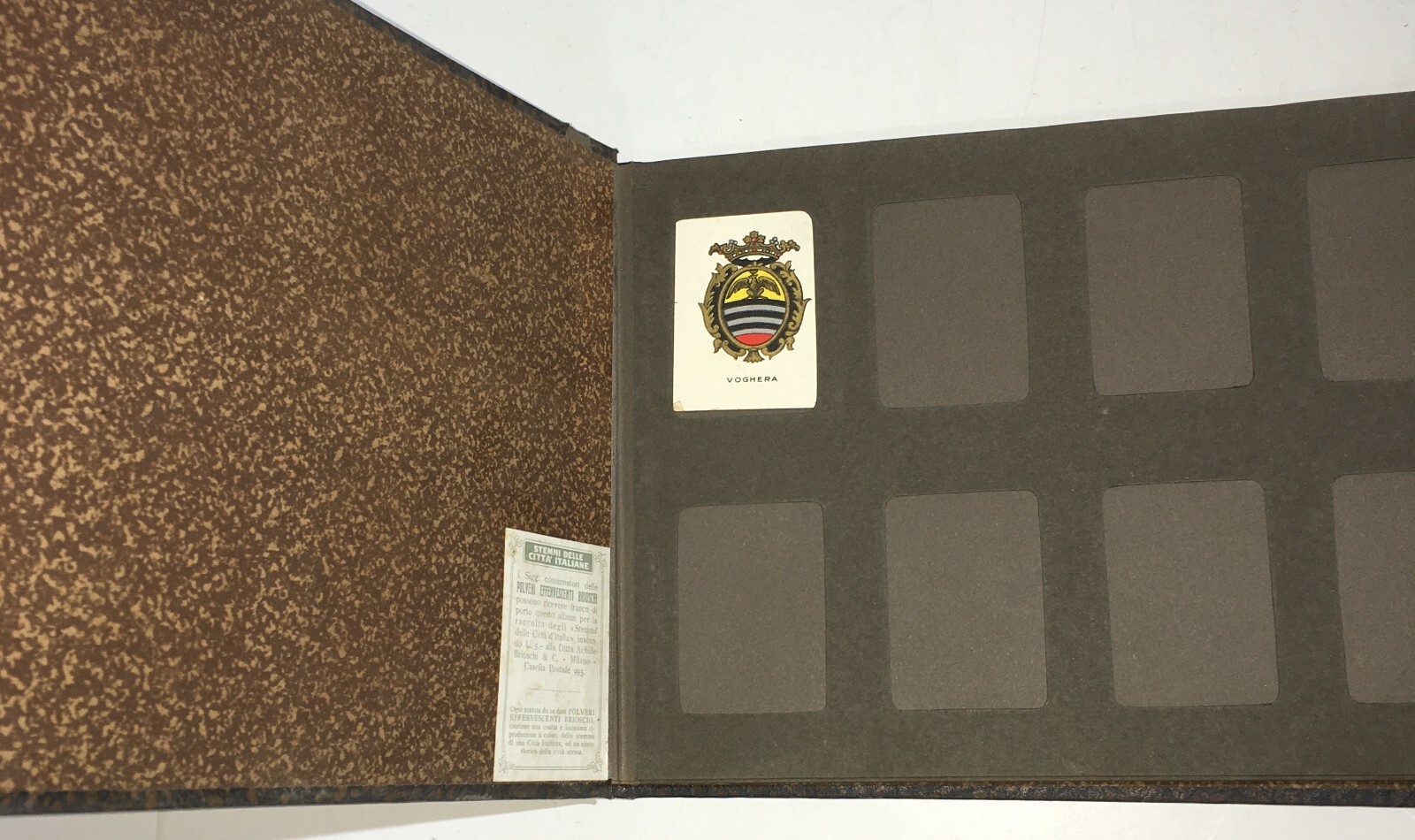 Brioschi Milano   Album Per Raccolta Figurine Araldiche   Voghera   Anni '20/'30
