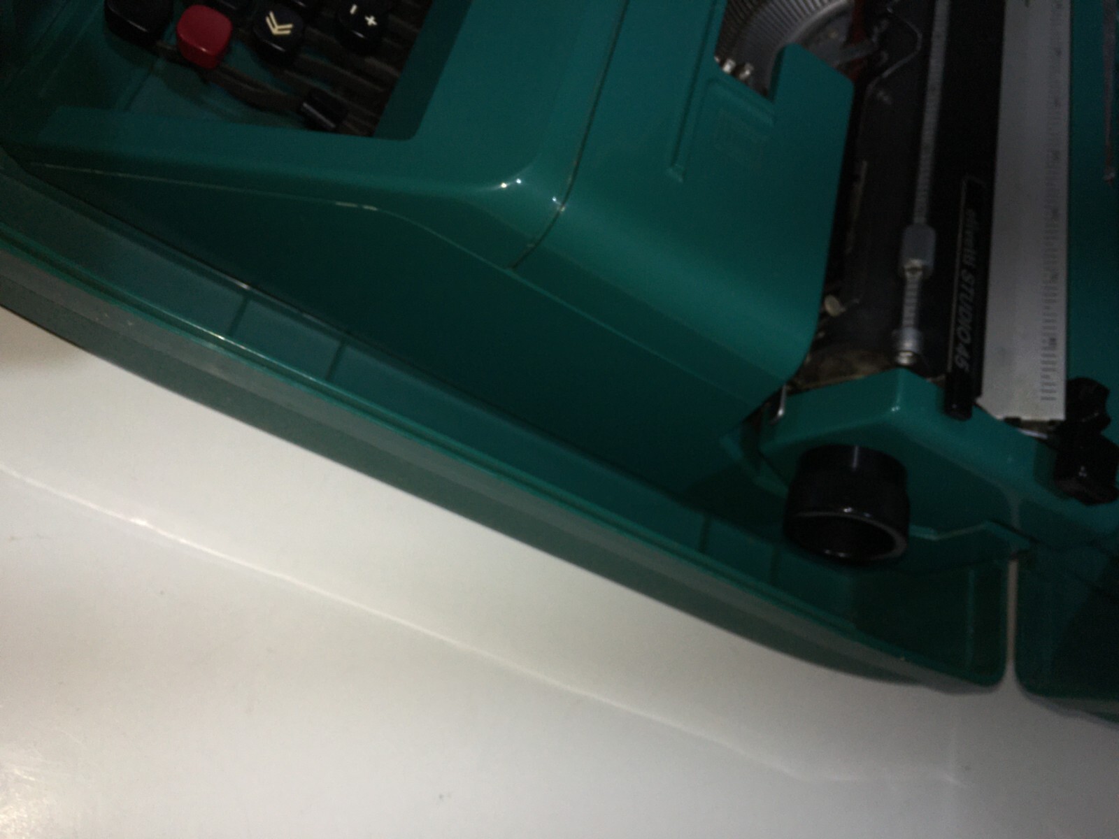 Macchina Da Scrivere Olivetti Studio 45, Design Ettore Sottsass E Hans Von Klier