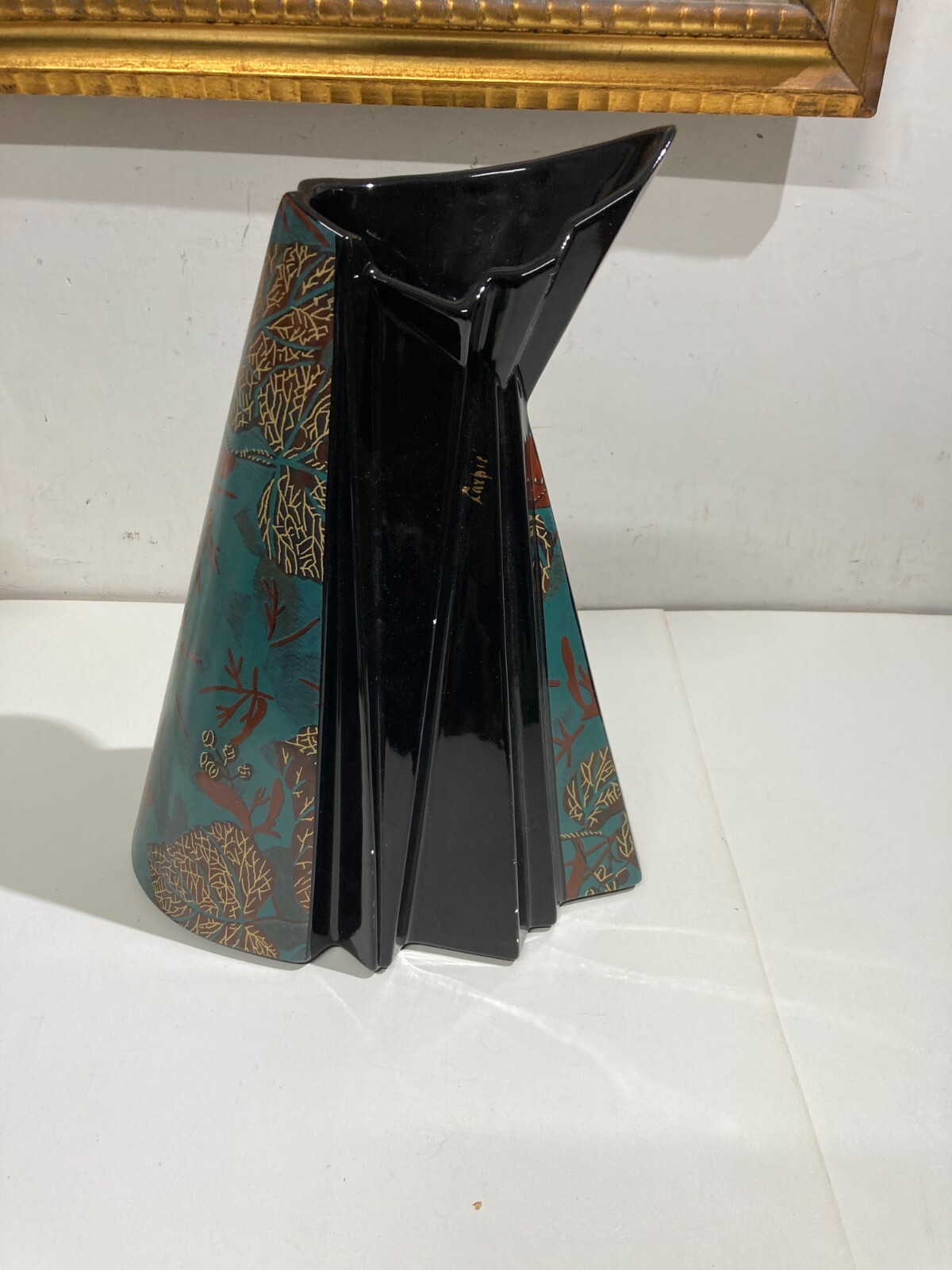 Vaso In Ceramica Carpiè Con Decoro Policromo