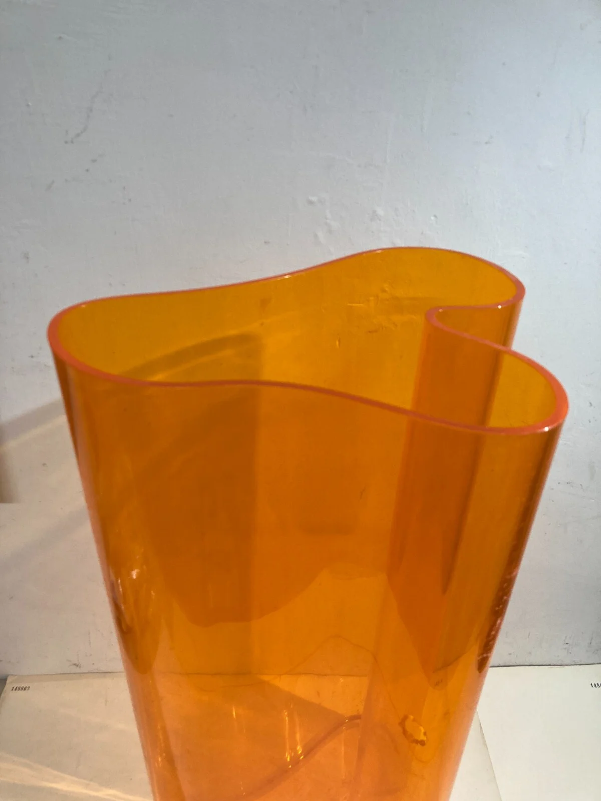 Vaso Portaombrelli Guzzini in Plastica, Design Stilizzato