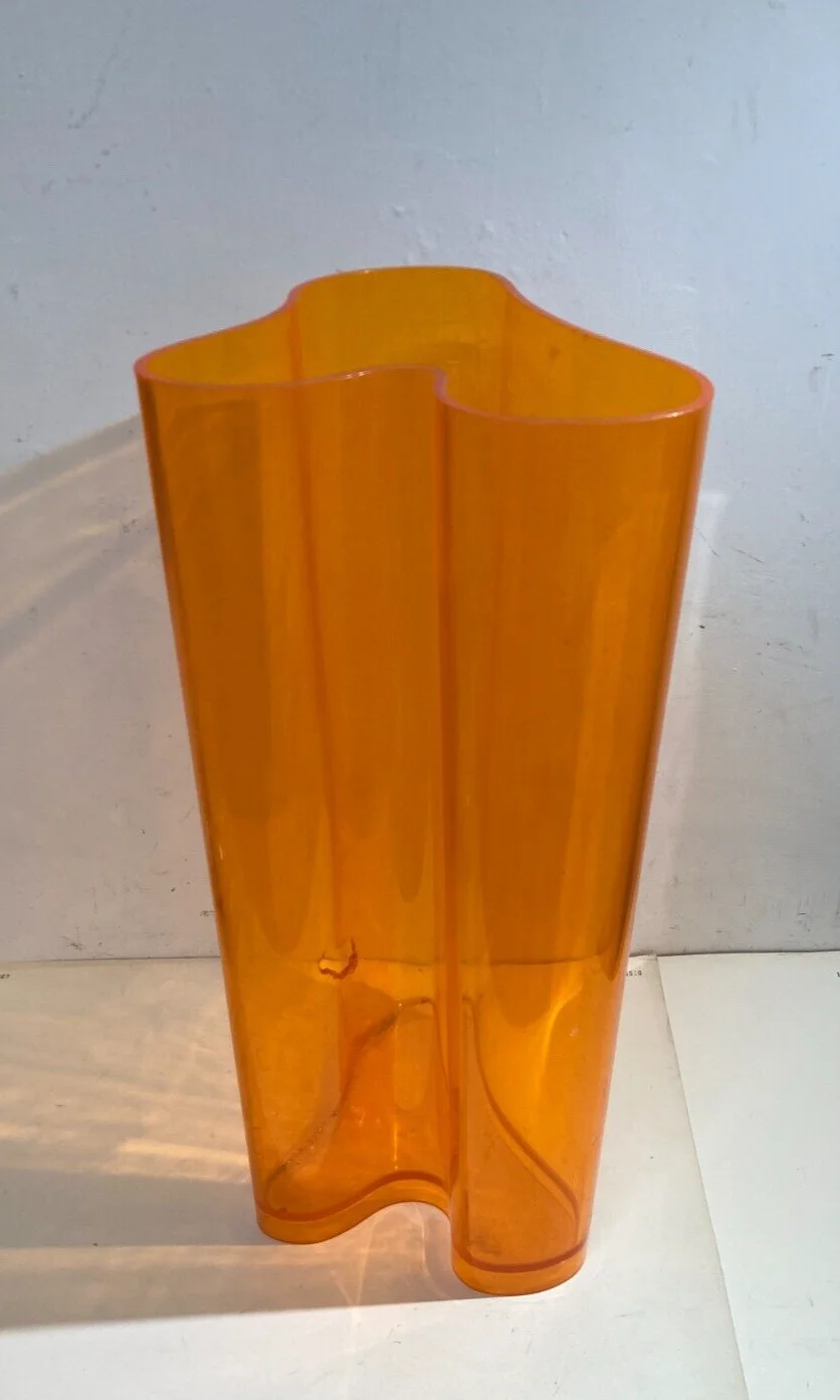Vaso Portaombrelli Guzzini in Plastica, Design Stilizzato
