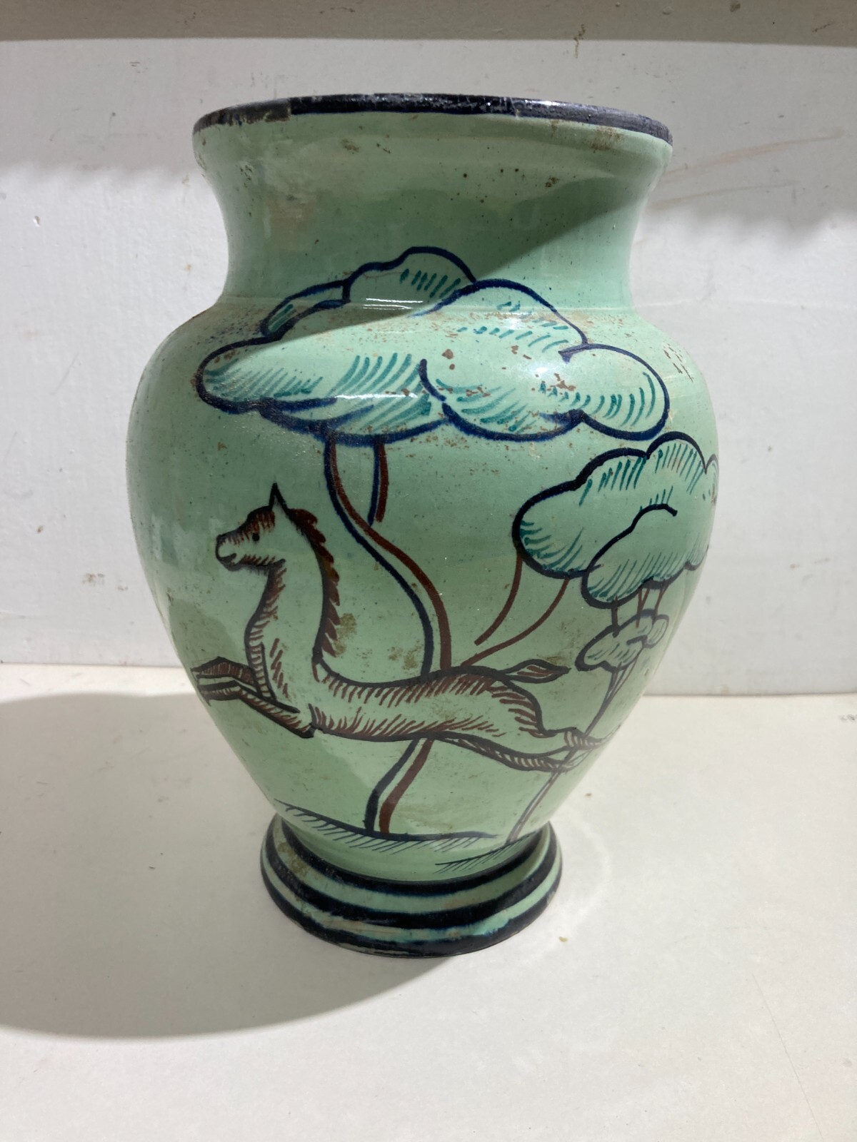 Vaso In Ceramica Decorativa Del '900, Stile Giò Ponti Con Cavalli