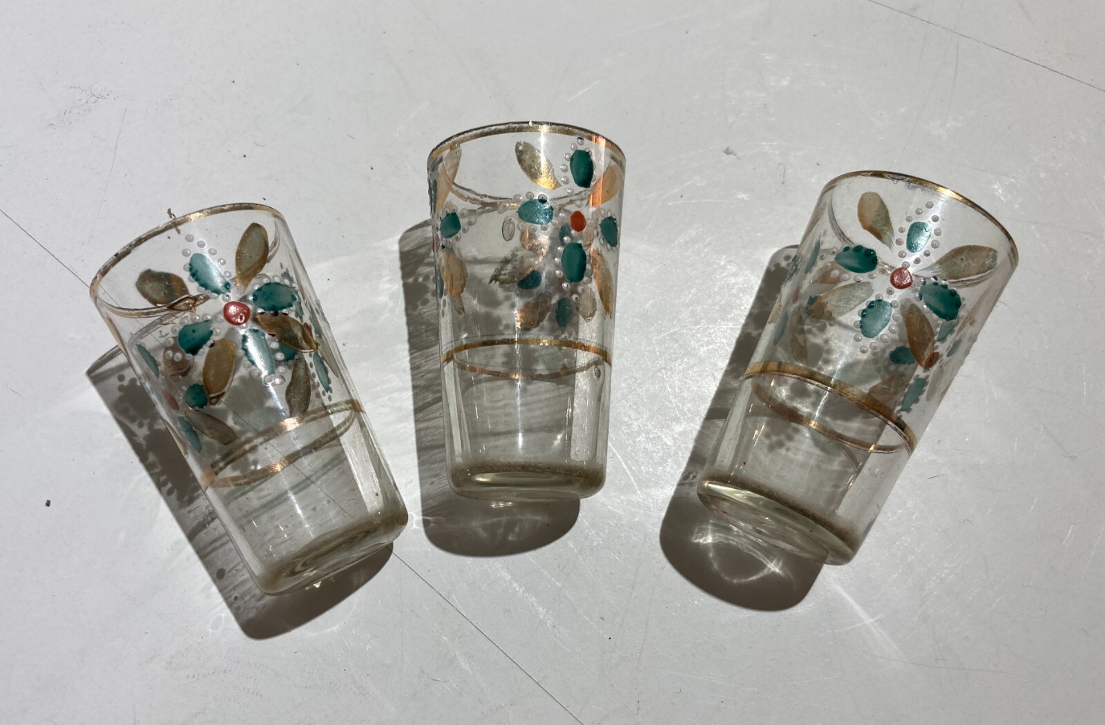 Bicchierini Da Rosolio In Vetro Decorato A Mano