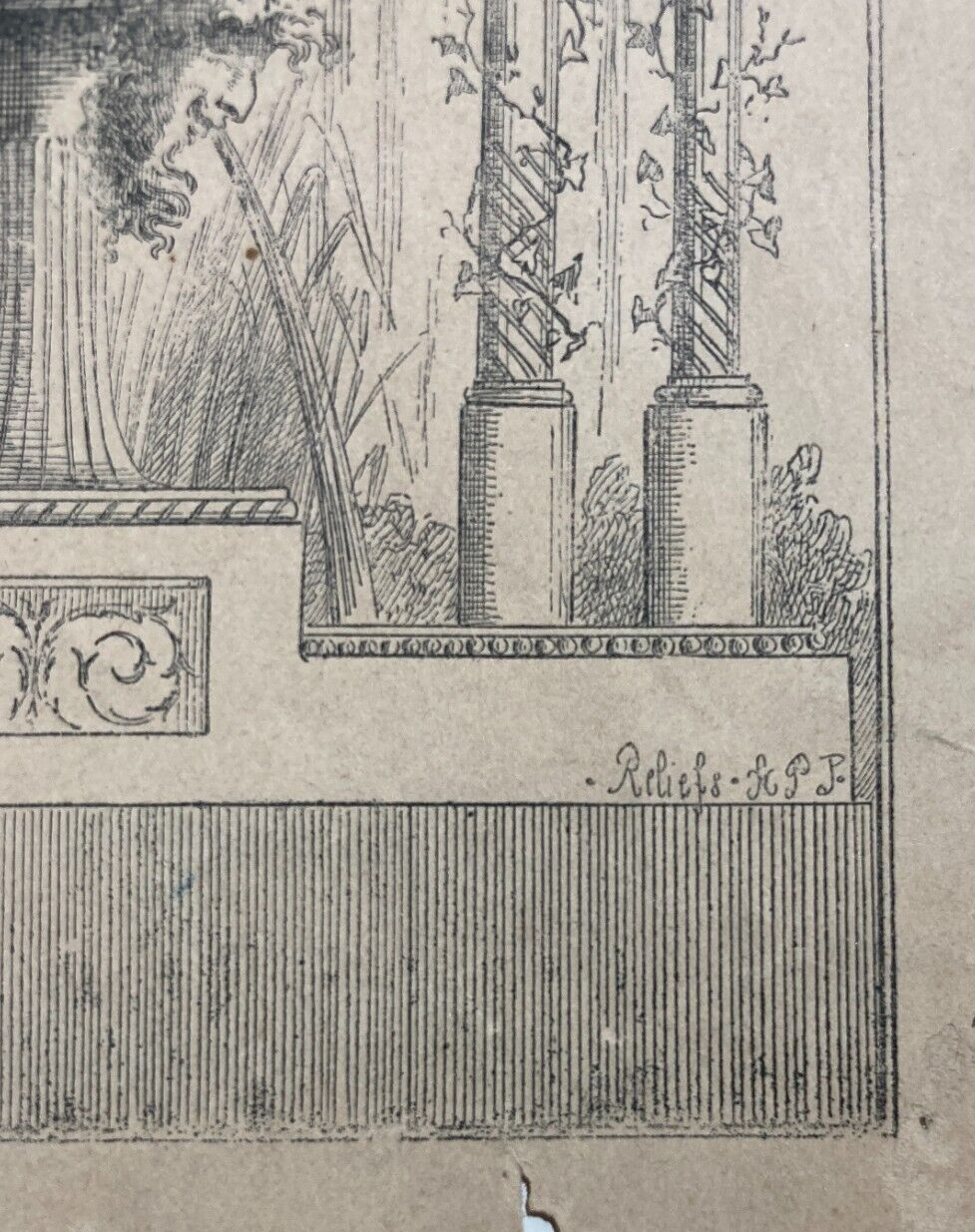 Antiche Arti Decorative: Fontana Architettonica Con Angioletti E Allegorie