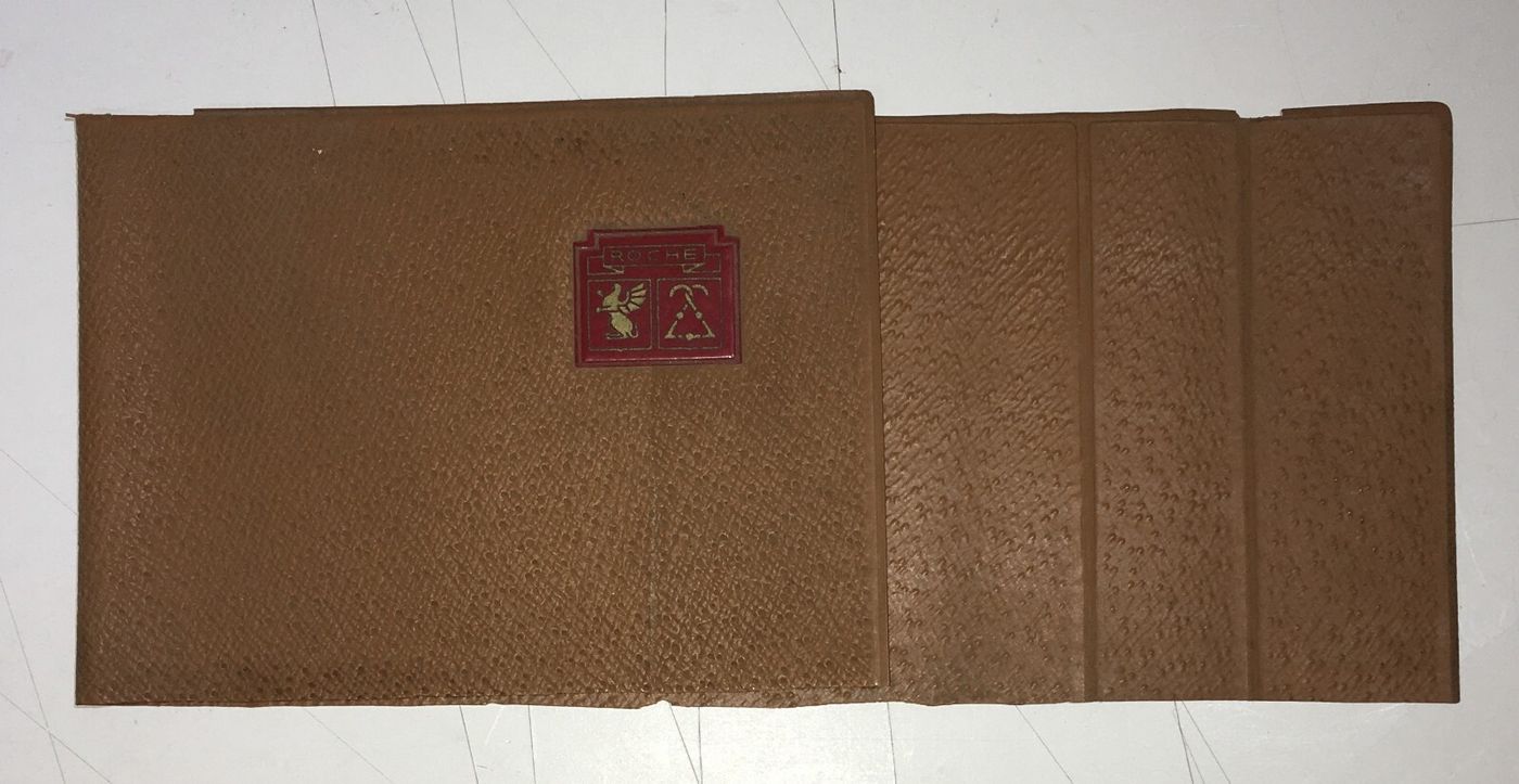 Pubblicitaria Farmaceutica   Roche   Astuccio Da Collezione   Tipo Portafogli   d'Epoca