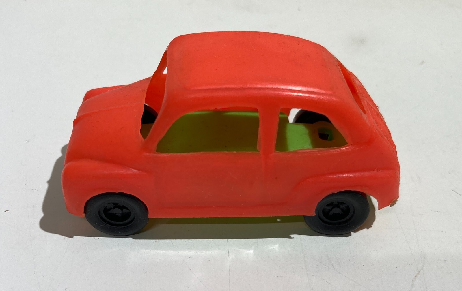Giocattolo Da Collezione, Automobilina d'Epoca Fiat 750, Miniatura In Plastica