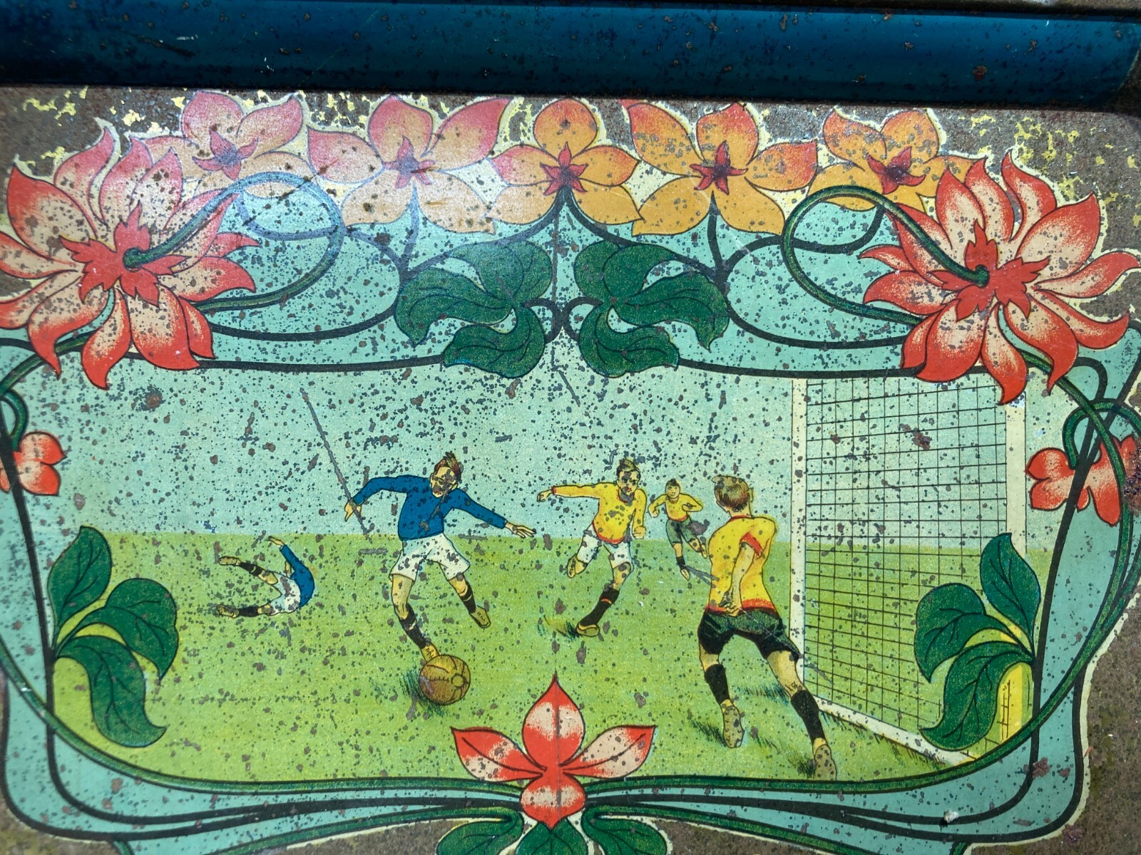 Sport: Calcio, Football, Partita Di Pallone. Vassoio In Latta Liberty