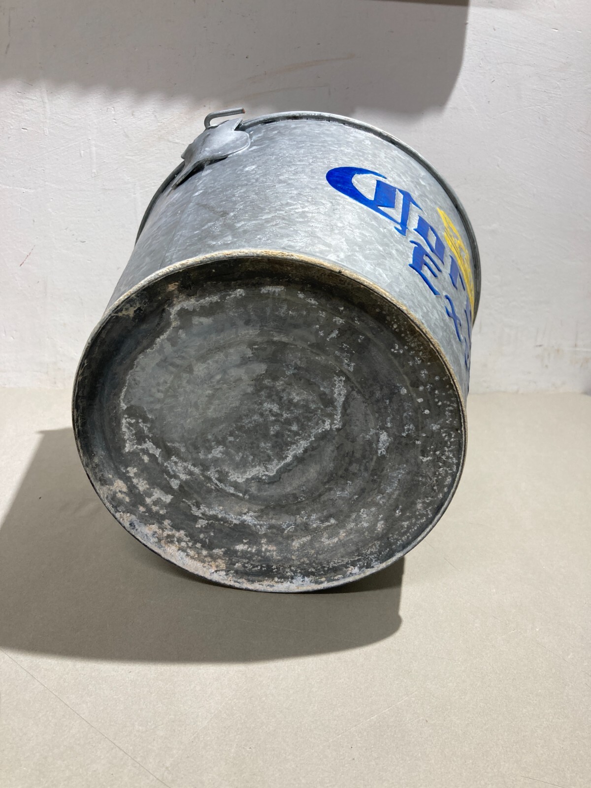 Corona Extra: Secchio Pubblicitario In Metallo