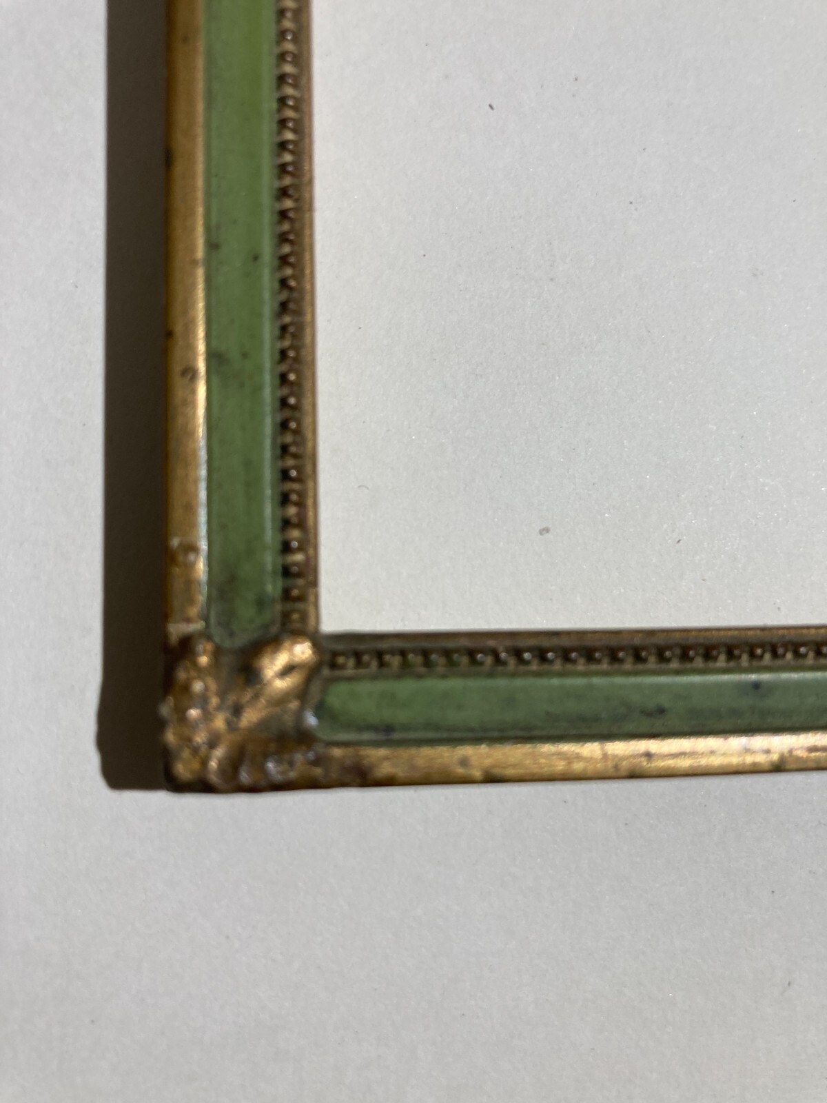 Cornice d'Epoca In Legno Laccato E Dorato