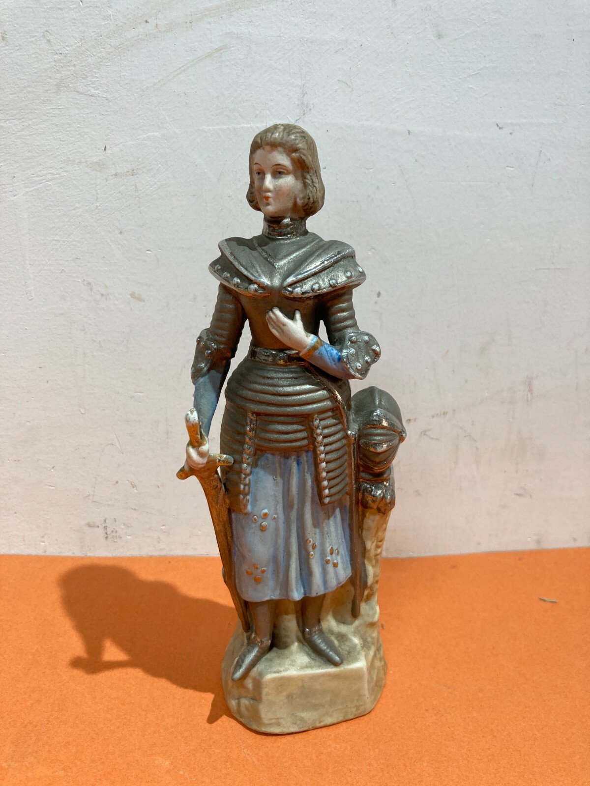 Giovanna d'Arco. Scultura In Ceramica Policroma.