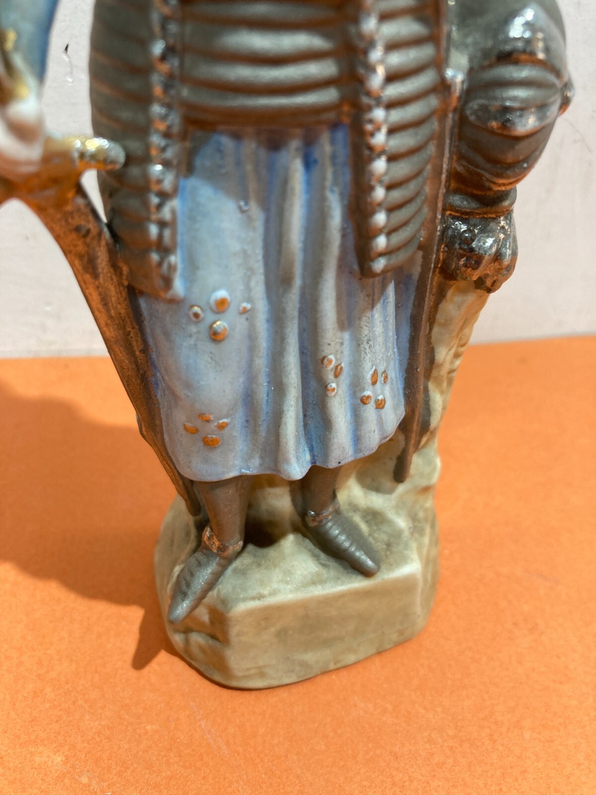 Giovanna d'Arco. Scultura In Ceramica Policroma.