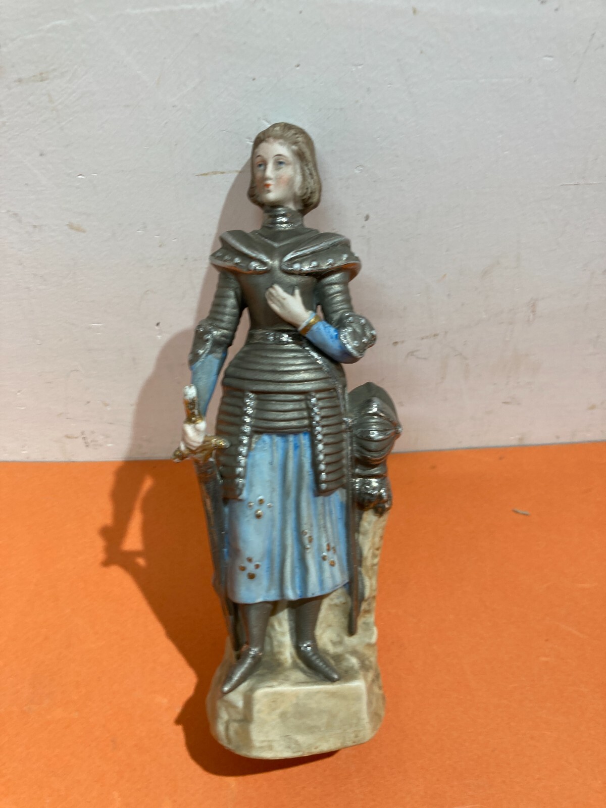 Giovanna d'Arco. Scultura In Ceramica Policroma.