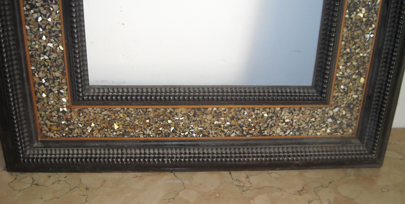 Antica Cornice Decorativa Con Intarsi In Madreperla