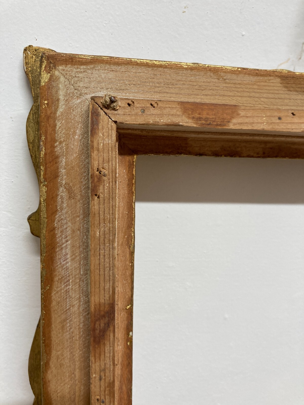 Cornice Decorativa d'Epoca In Legno Dorato E Laccato