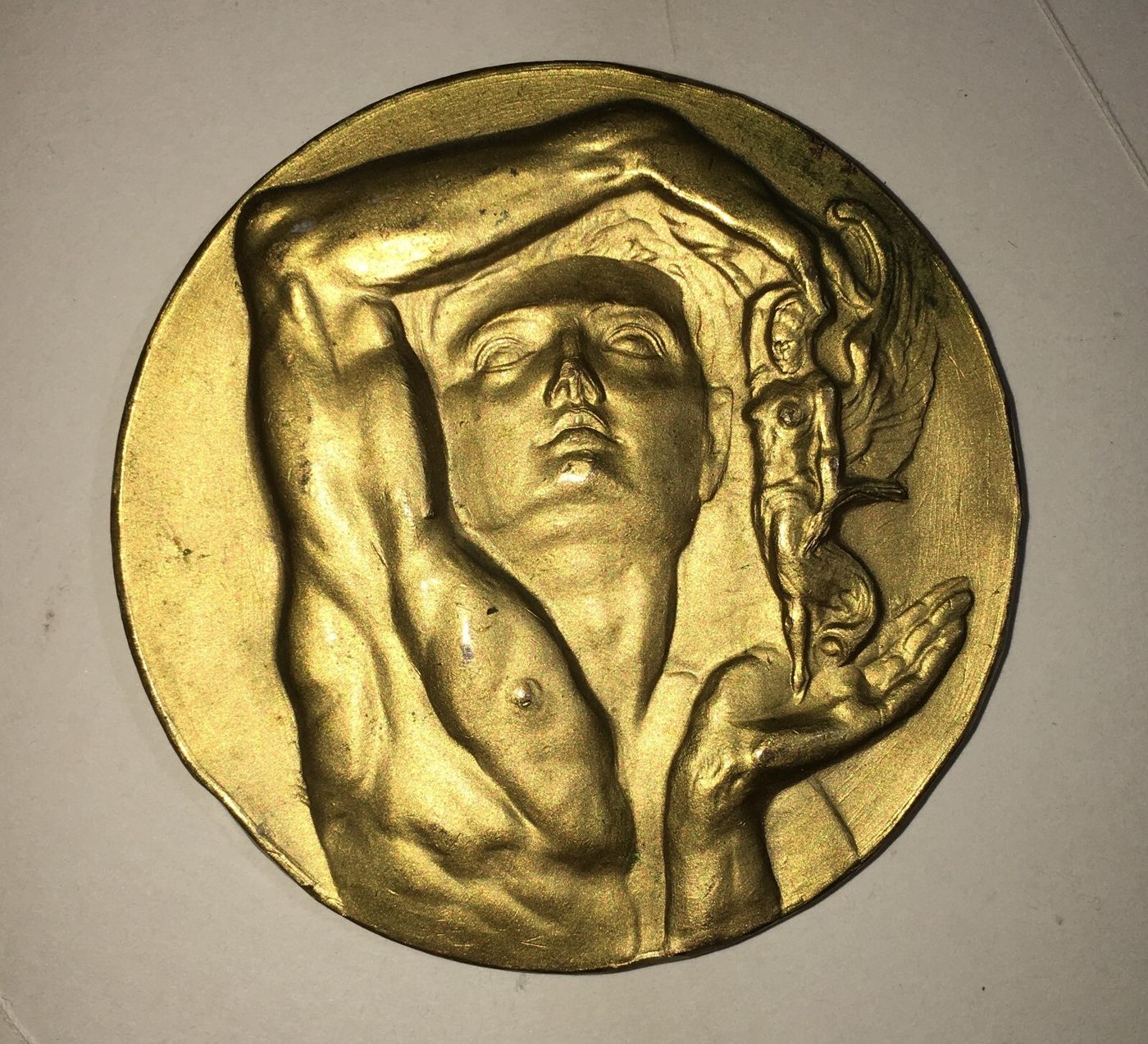 C.U.S. Napoli, Medaglia Sportiva In Metallo Dorato Con Soggetto Mitologico, 1945 1949