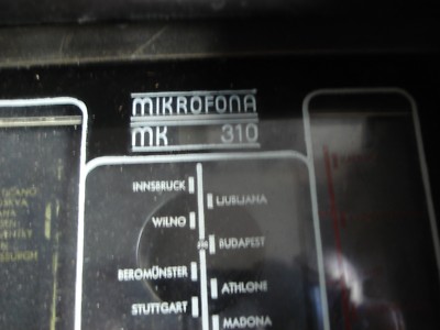Radio Mikrofona MK 310: Apparecchio Radiofonico d'Epoca In Legno