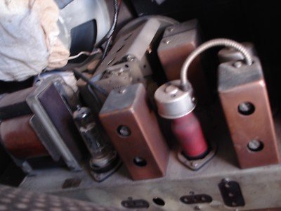 Radio Mikrofona MK 310: Apparecchio Radiofonico d'Epoca In Legno