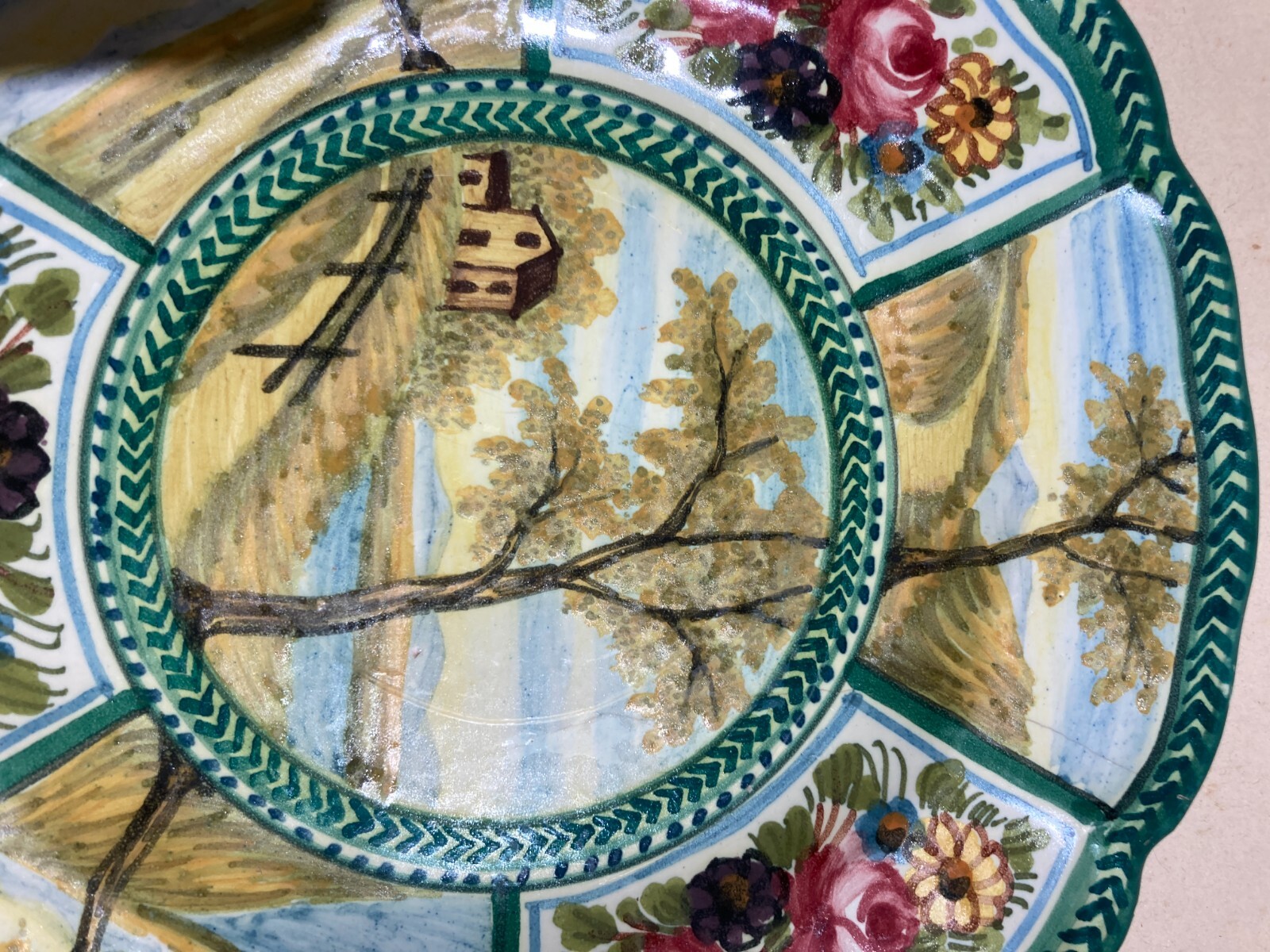 Decorativo Piatto In Ceramica, Paesaggi E Decori Floreali, Abruzzo, Bozzelli, '900