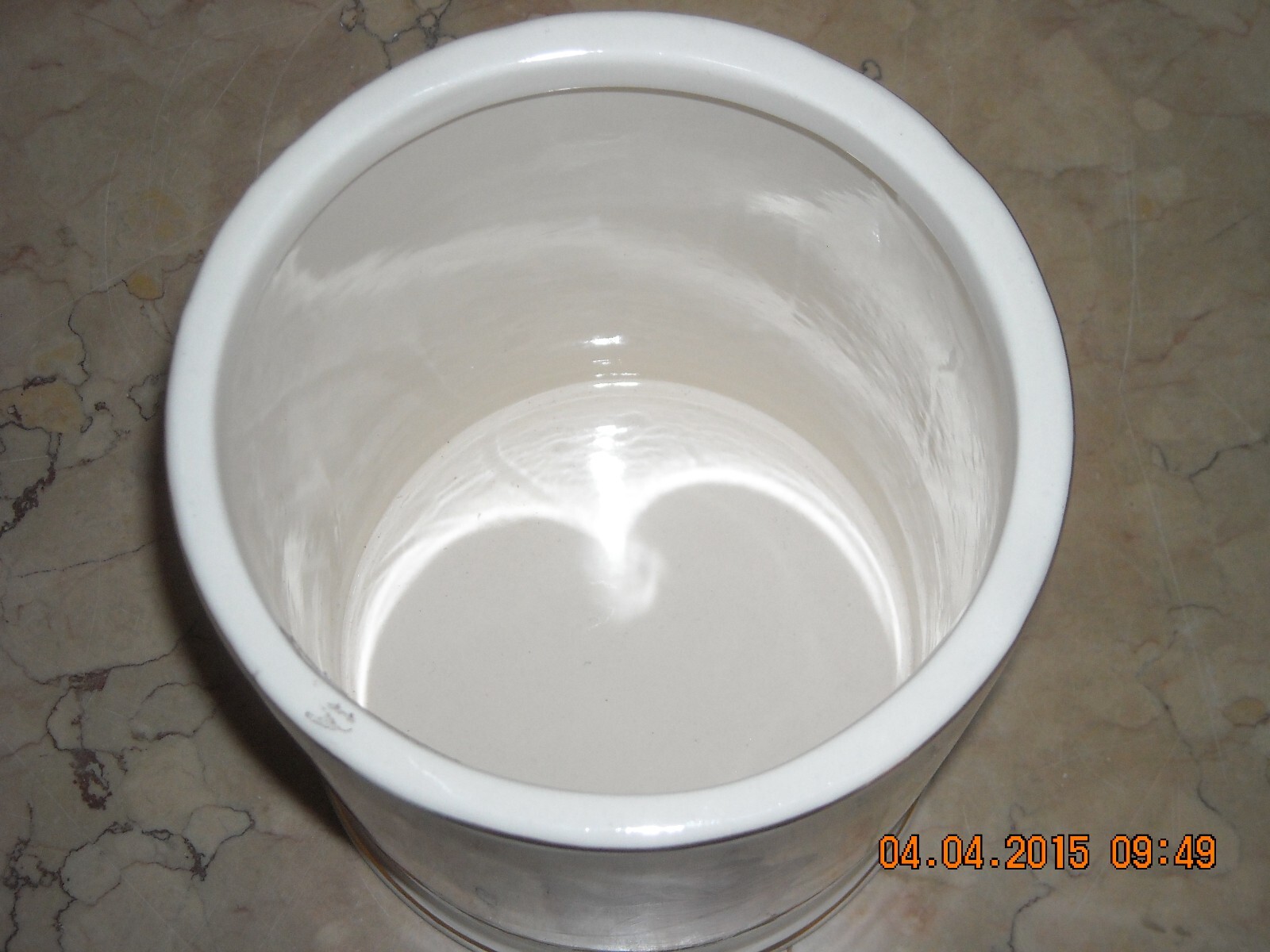 Massoneria: Vaso In Porcellana Con Simbologia E Gesti Identificativi