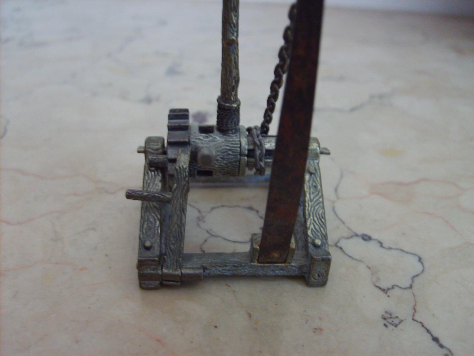 Militaria: Miniatura Di Catapulta In Argento Unoarre