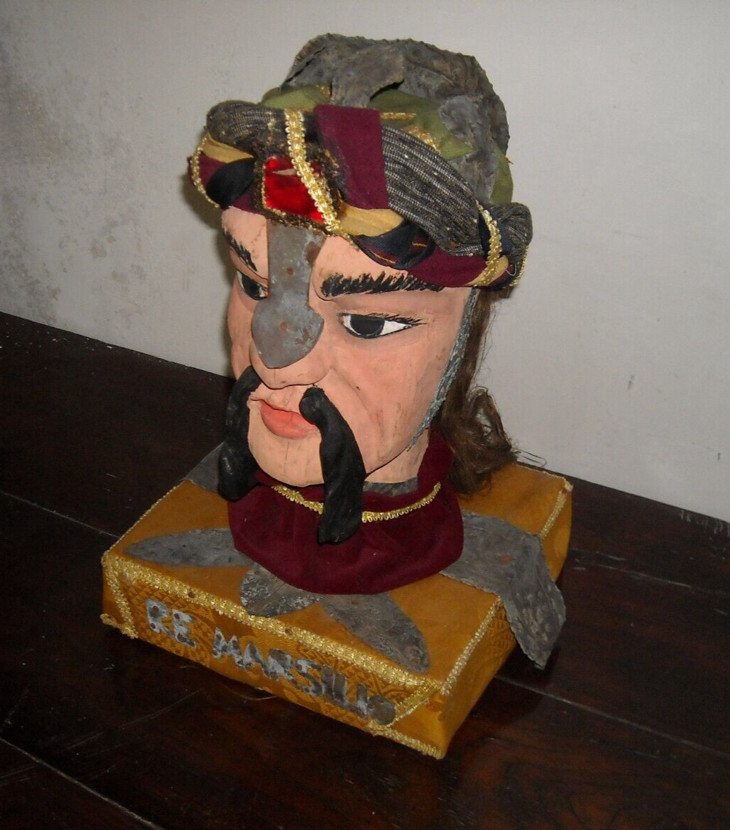 Re Marsilio: Scultura E Testa Di Pupo Del Folklore Siciliano