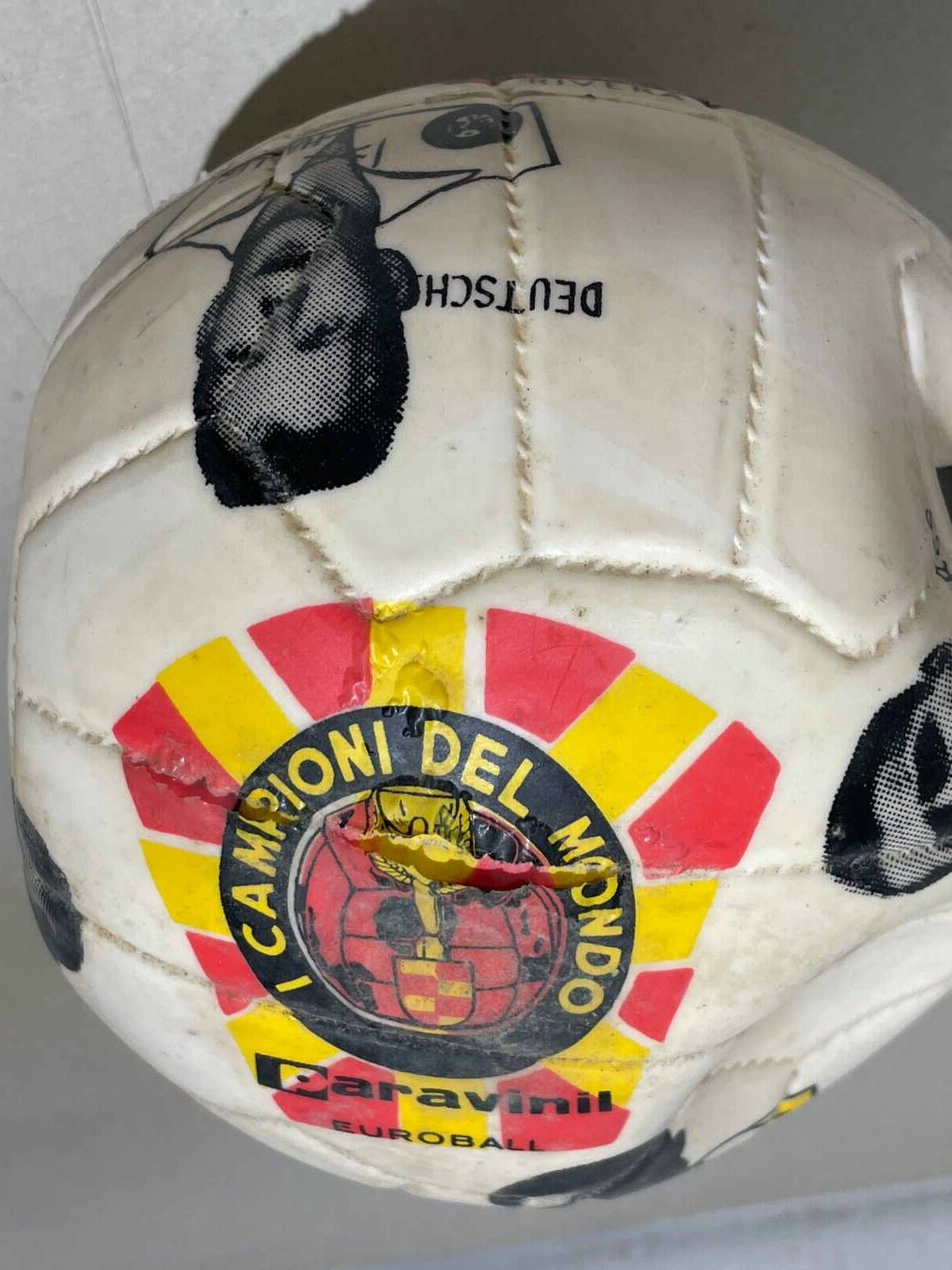 Paravinil Euroball   I Campioni Del Mondo   Pallone Pubblicitario d'Epoca