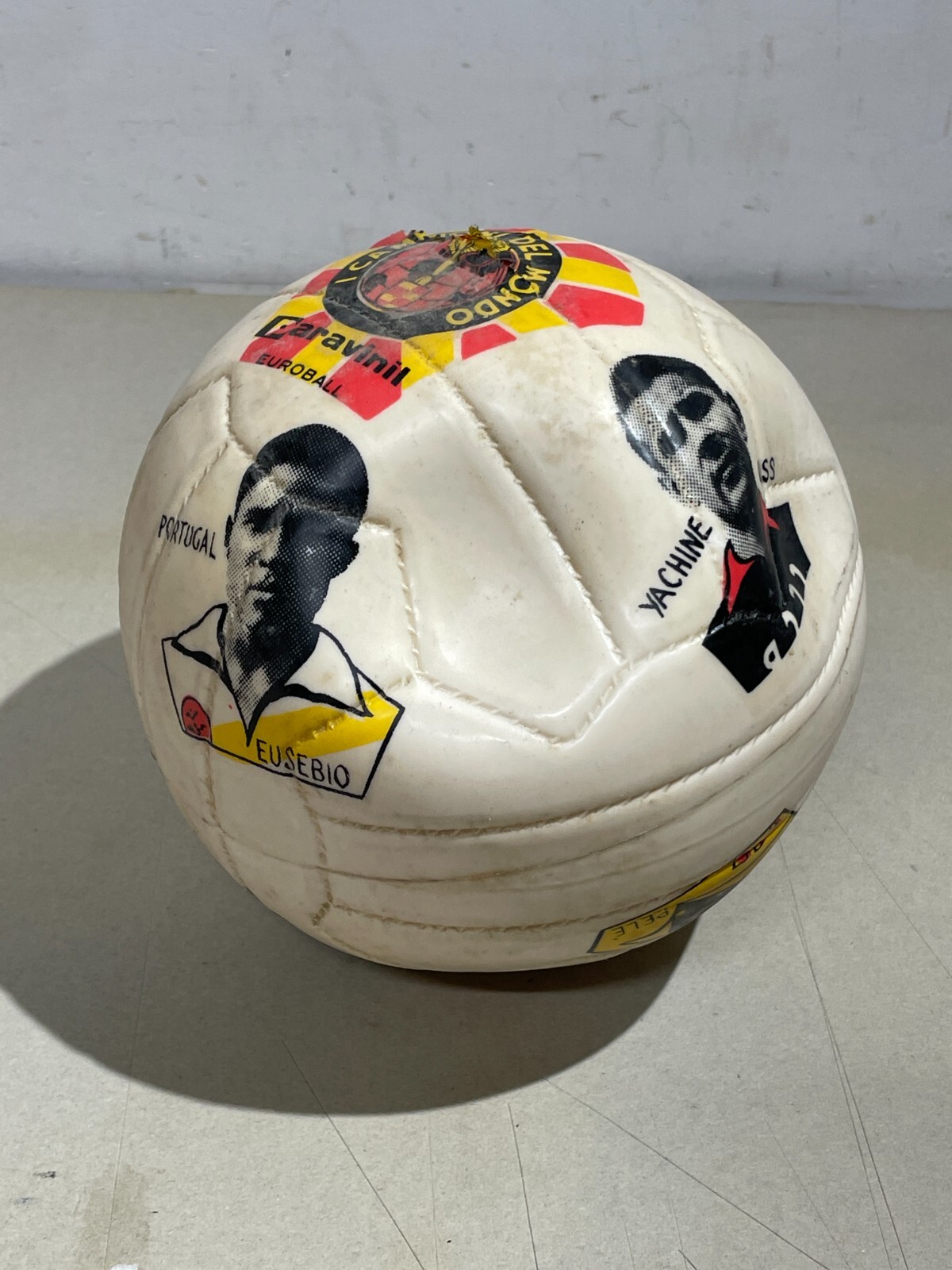 Paravinil Euroball   I Campioni Del Mondo   Pallone Pubblicitario d'Epoca