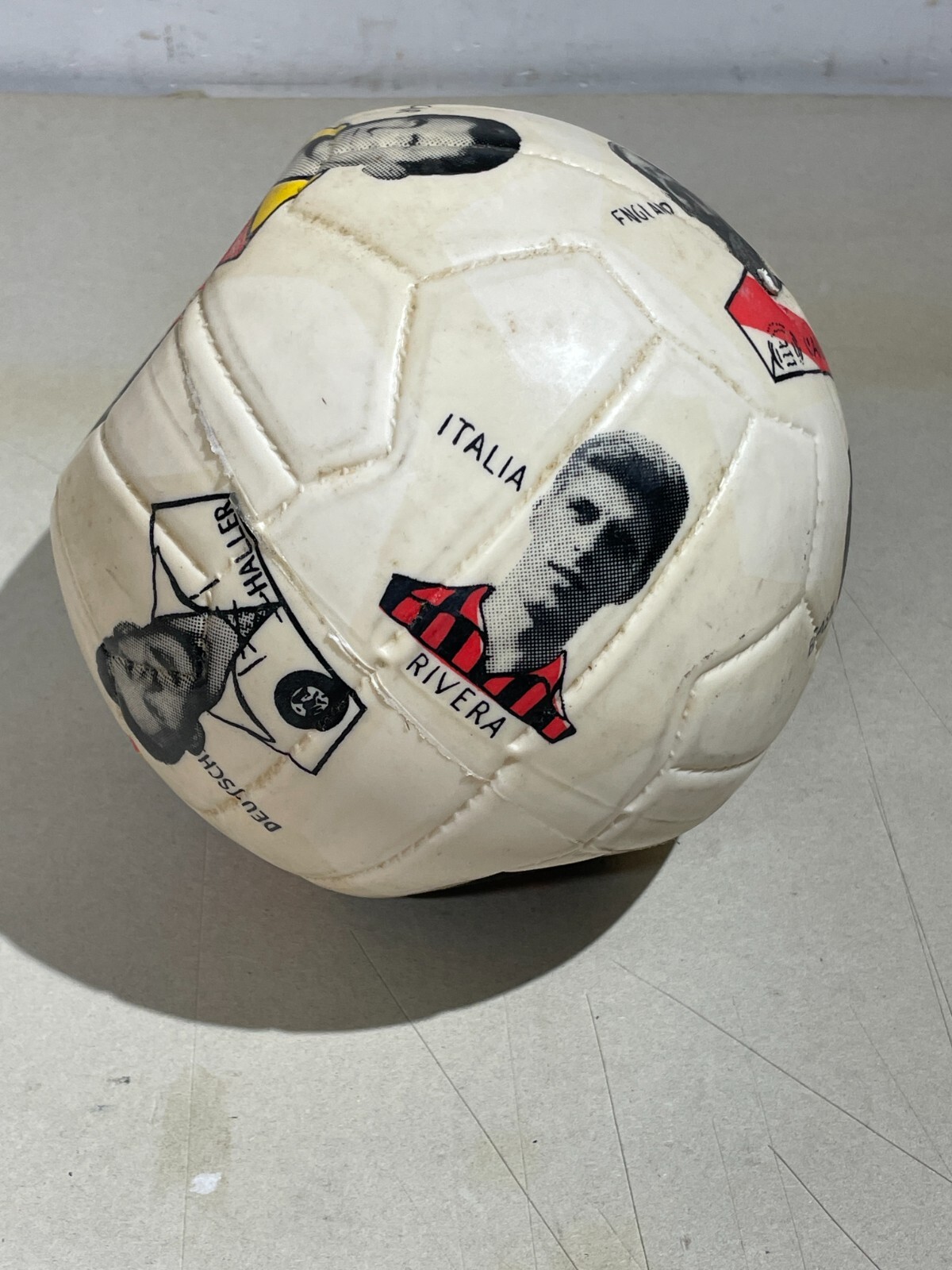 Paravinil Euroball   I Campioni Del Mondo   Pallone Pubblicitario d'Epoca