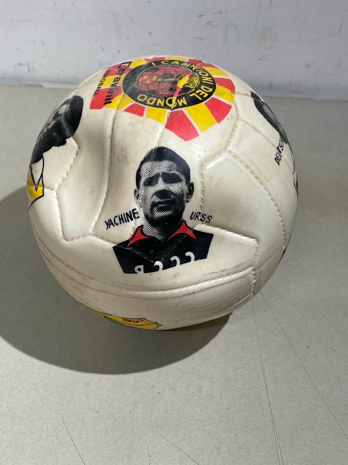 Paravinil Euroball   I Campioni Del Mondo   Pallone Pubblicitario d'Epoca